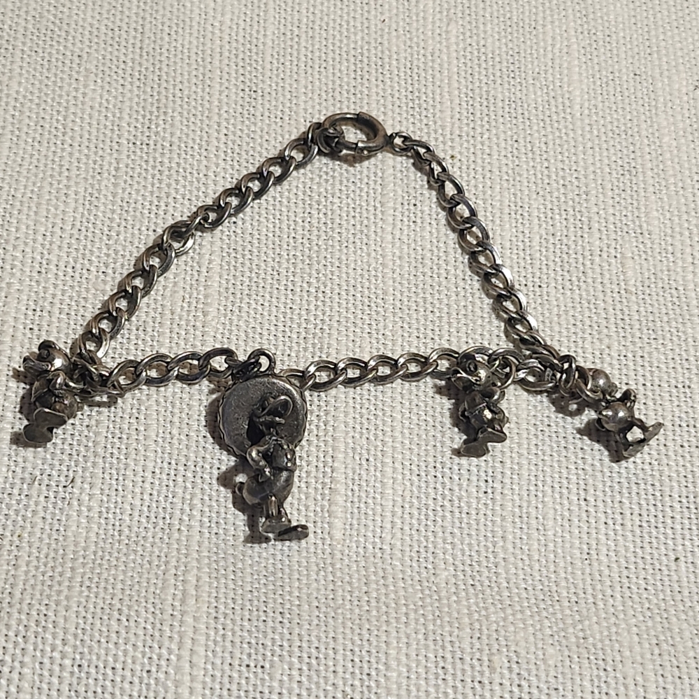 VINTAGE Disney Silver Charm Bracelet- Hewey Dewey Lewey And Donald!